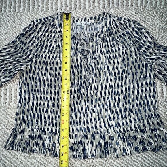 Madewell Sunpleat Lace-Up Top w/Painted Feathers - Sz S - Picture 15 of 16